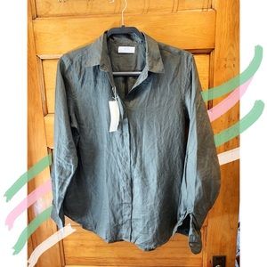 NWT UNIQLO linen button up shirt